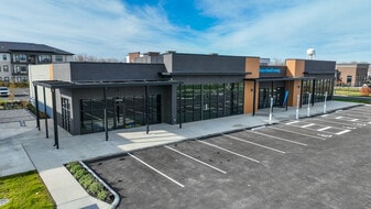 Woodside Retail Center - Retail Space