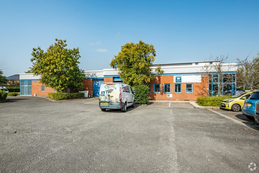 Pittman Way, Preston for sale - Primary Photo - Image 1 of 1