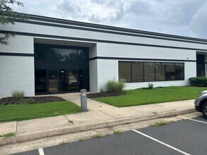 10501-10553 Battleview Pky, Manassas, VA for lease Building Photo- Image 1 of 10