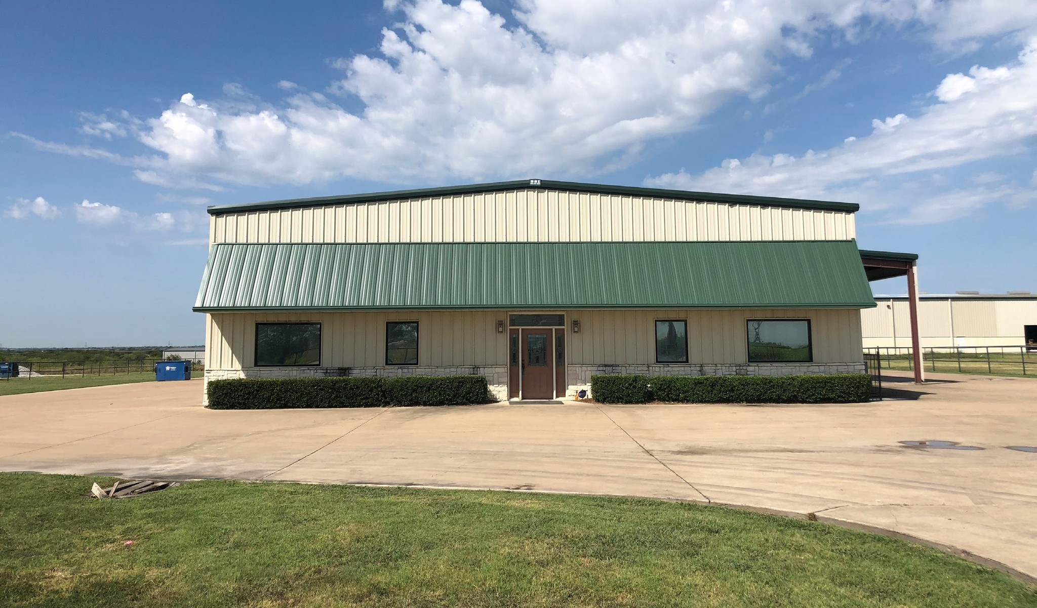 2440 Chambers St, Venus, TX for lease Building Photo- Image 1 of 5