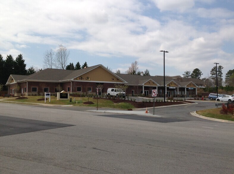 9760 Holly Springs Rd, Apex, NC 27539