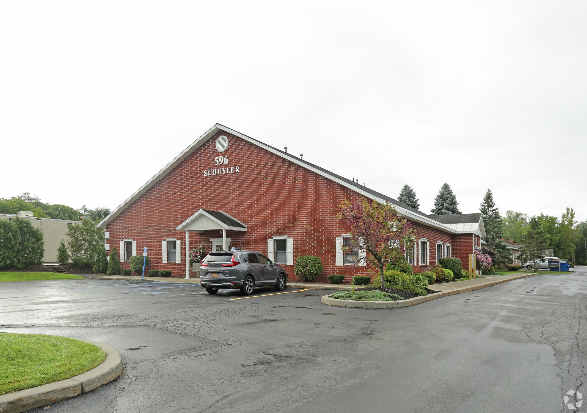 596 new loudon Rd, Latham, NY for sale Primary Photo- Image 1 of 1