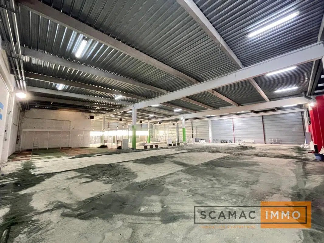 in Boissy-Saint-Léger for sale Building Photo- Image 1 of 1