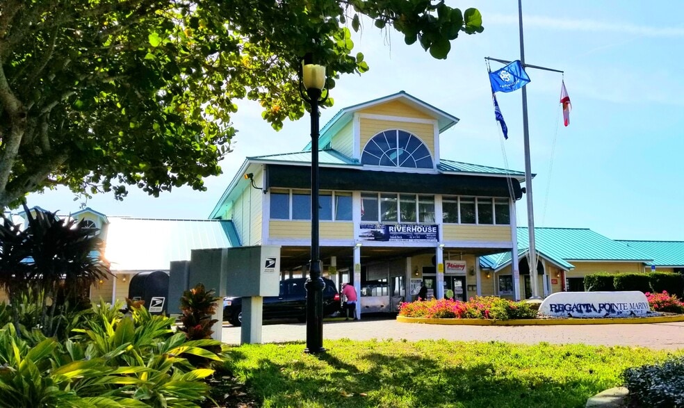 1001 Riverside Dr, Palmetto, FL for lease - Building Photo - Image 2 of 20