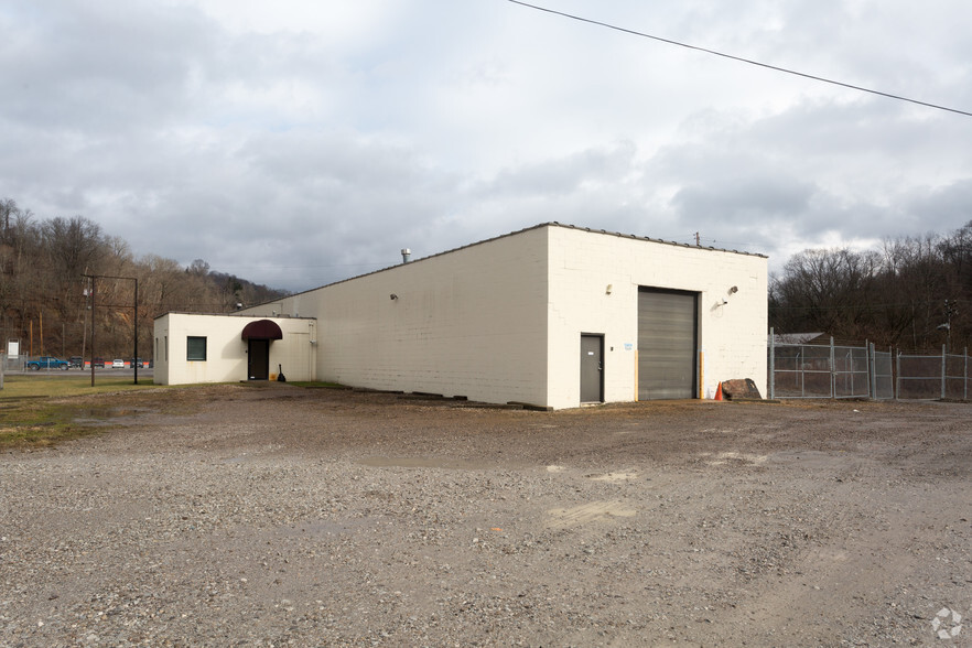 54610 National Rd, Bridgeport, OH for sale - Primary Photo - Image 1 of 1