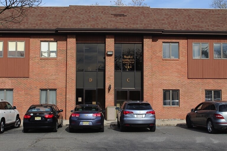3840 Park Ave, Edison, NJ 08820