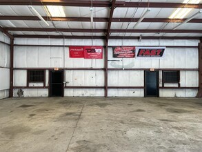 110 Commercial Pl, Sebring, FL for lease Interior Photo- Image 2 of 4