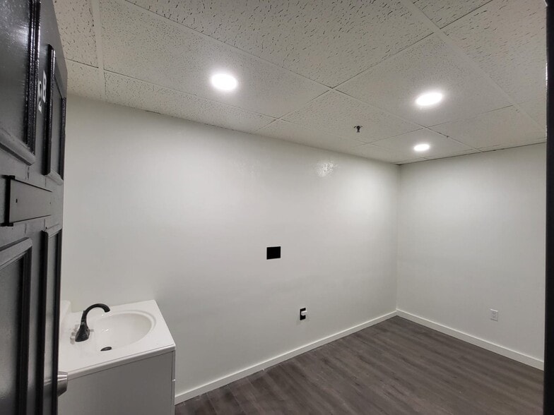 1320 SE Federal Hwy, Stuart, FL for lease - Building Photo - Image 2 of 18