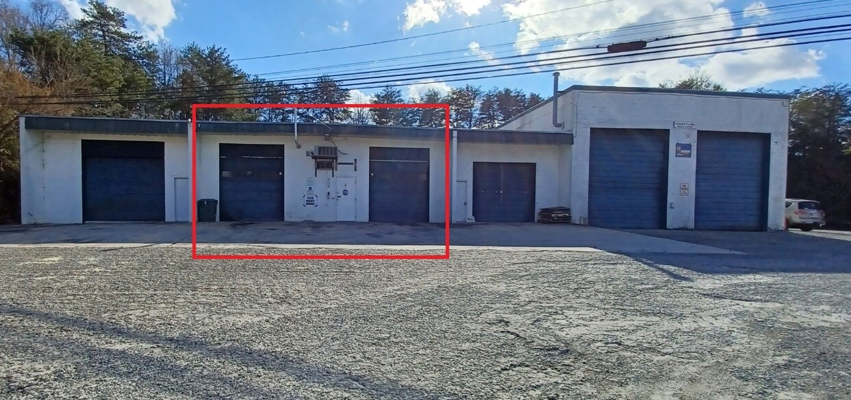 5210 High Point Rd, High Point, NC for sale Building Photo- Image 1 of 1