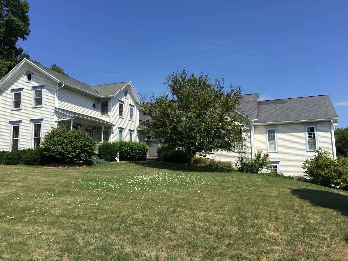 2870 Buffalo Rd, Gates, NY 14624