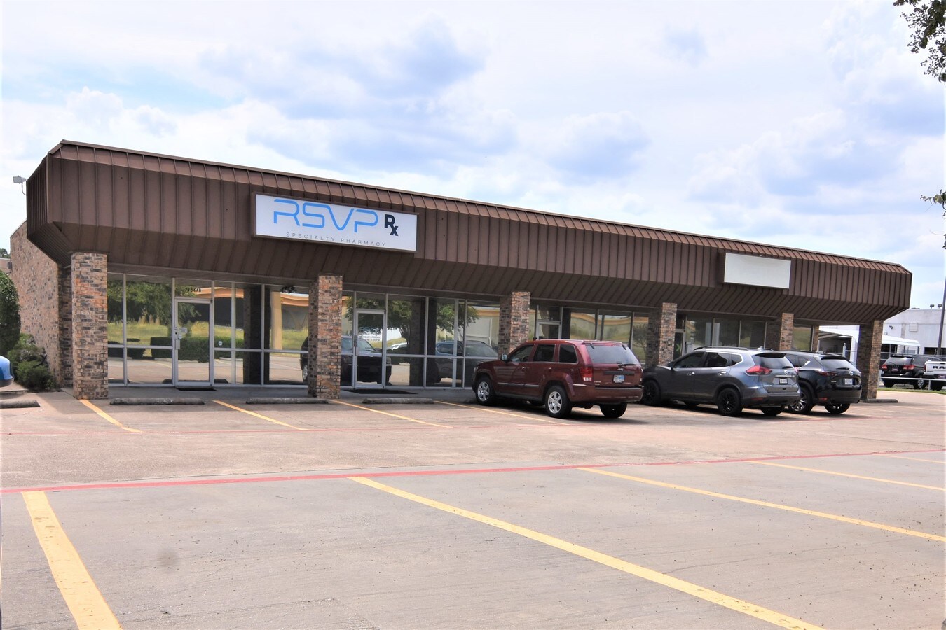 7904 NE Loop 820, N Richland Hills, TX 76180