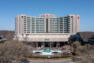 Hilton East Brunswick Hotel & Executive - Commercial Real Estate