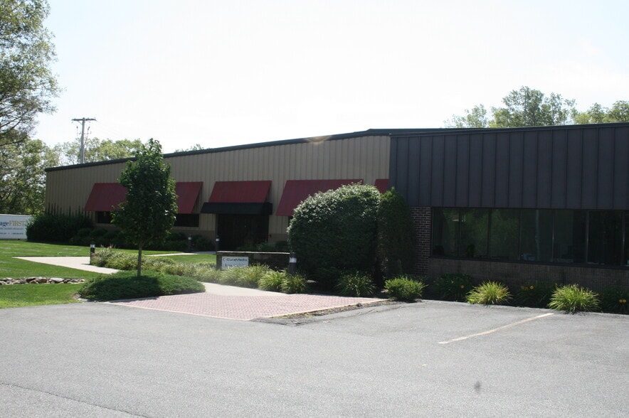 40 Albion Rd, Lincoln, RI for lease - Building Photo - Image 3 of 9