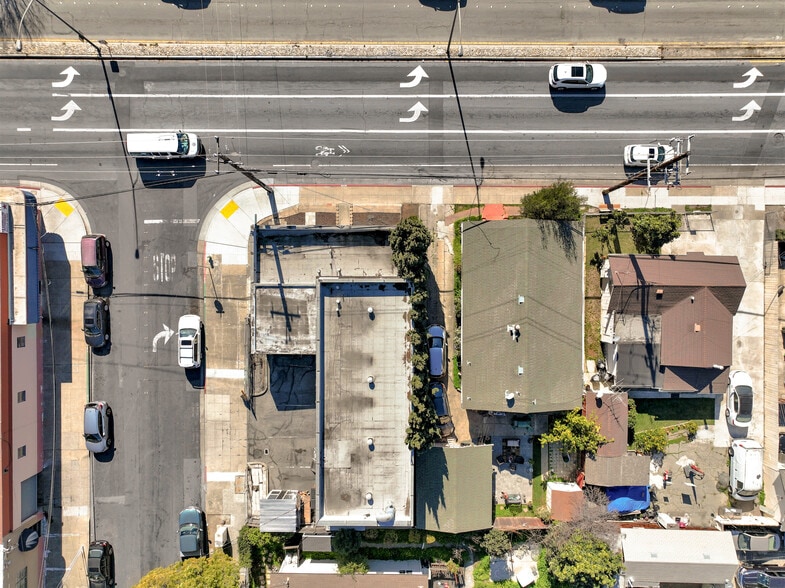 2127 Middlefield Rd, Redwood City, CA for sale - Aerial - Image 3 of 30