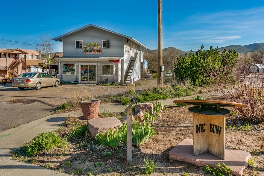 454 Main St, Lyons, CO for sale - Primary Photo - Image 1 of 33