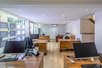 18-20 Shad Thames, London for lease Interior Photo- Image 2 of 13
