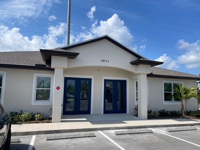 18711 Dale Mabry, Lutz, FL for lease - Building Photo - Image 1 of 9