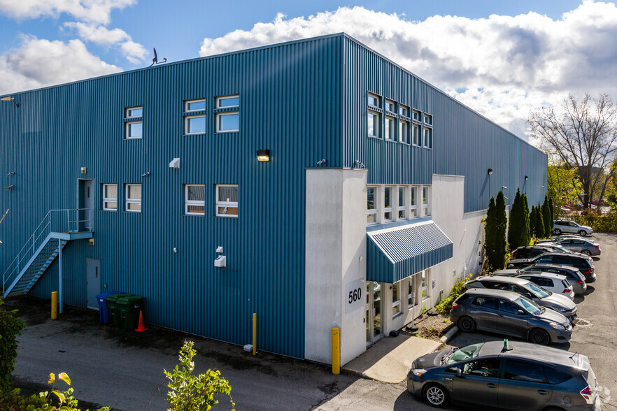 560 Boul Industriel, St-Eustache, QC for sale - Primary Photo - Image 1 of 4