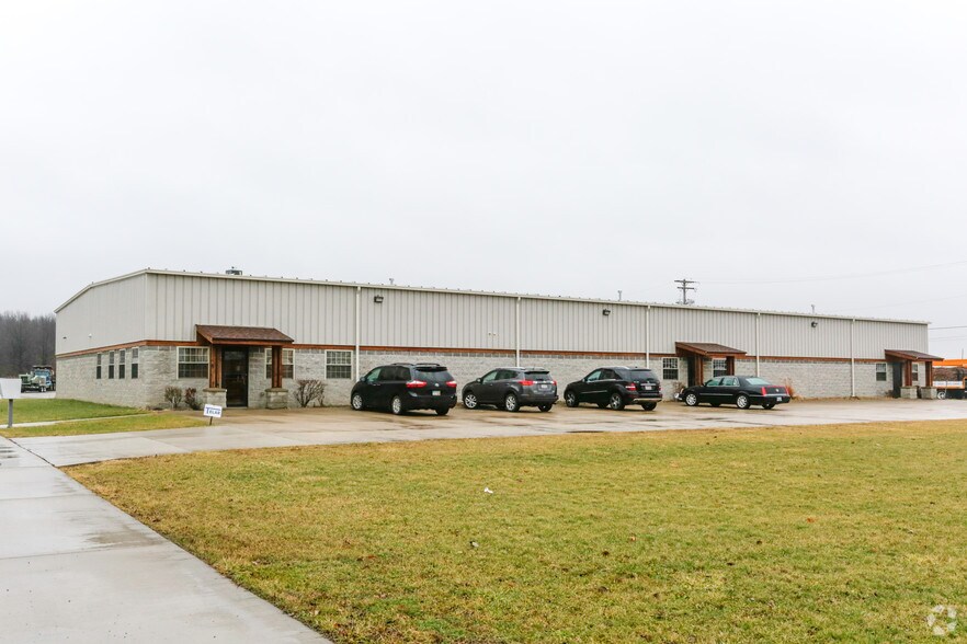 12995 Hawke Rd, Columbia Station, OH 44028