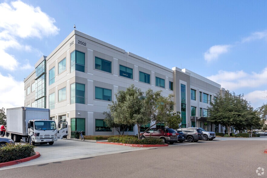 2502 Gateway Rd, Carlsbad, CA for lease - Building Photo - Image 1 of 4