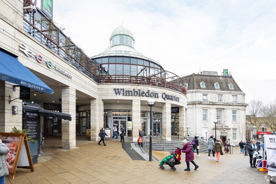 8 Queens Rd, London for sale - Primary Photo - Image 1 of 1