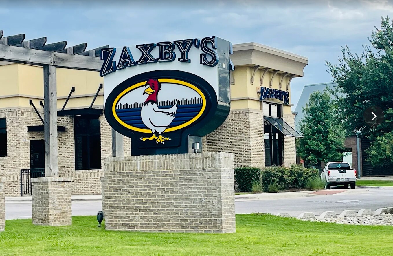 381 Old San Antonio Rd, Buda, TX for sale Primary Photo- Image 1 of 3