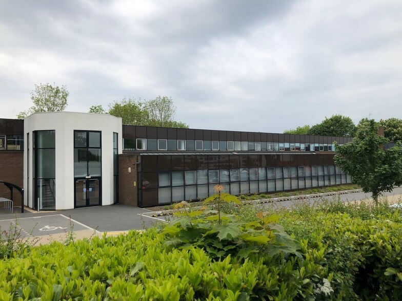 Breckland, Milton Keynes for lease - Building Photo - Image 2 of 3