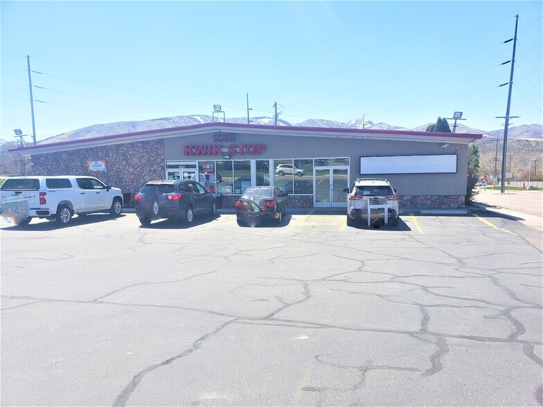 2445 S 5th Ave, Pocatello, ID for sale - Primary Photo - Image 1 of 1