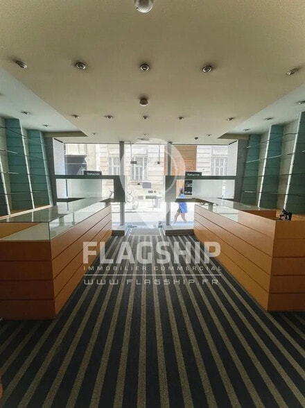 Retail in Paris for lease - Lobby - Image 2 of 7