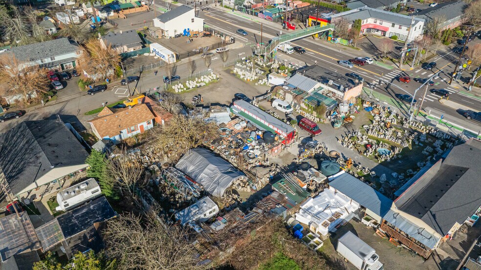 2536 SE 85th Ave, Portland, OR for sale - Aerial - Image 3 of 3