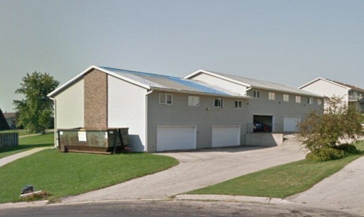 122 Maple Ct, Mount Horeb, WI for sale Building Photo- Image 1 of 1