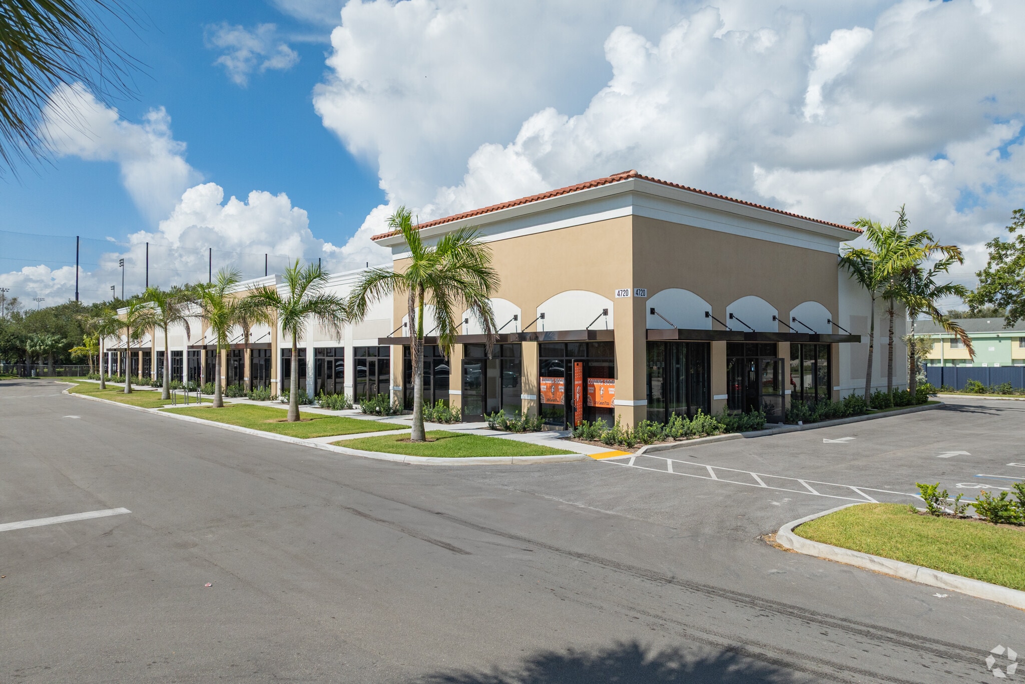 5335 N Military Trl, West Palm Beach, FL for lease Building Photo- Image 1 of 25