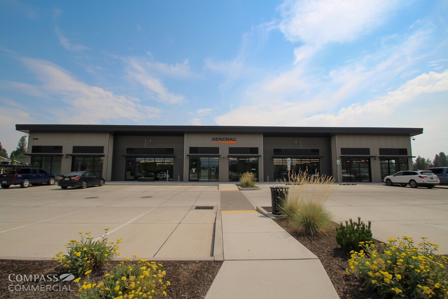 2723 NW Potts Ct, Bend, OR for lease - Building Photo - Image 1 of 17
