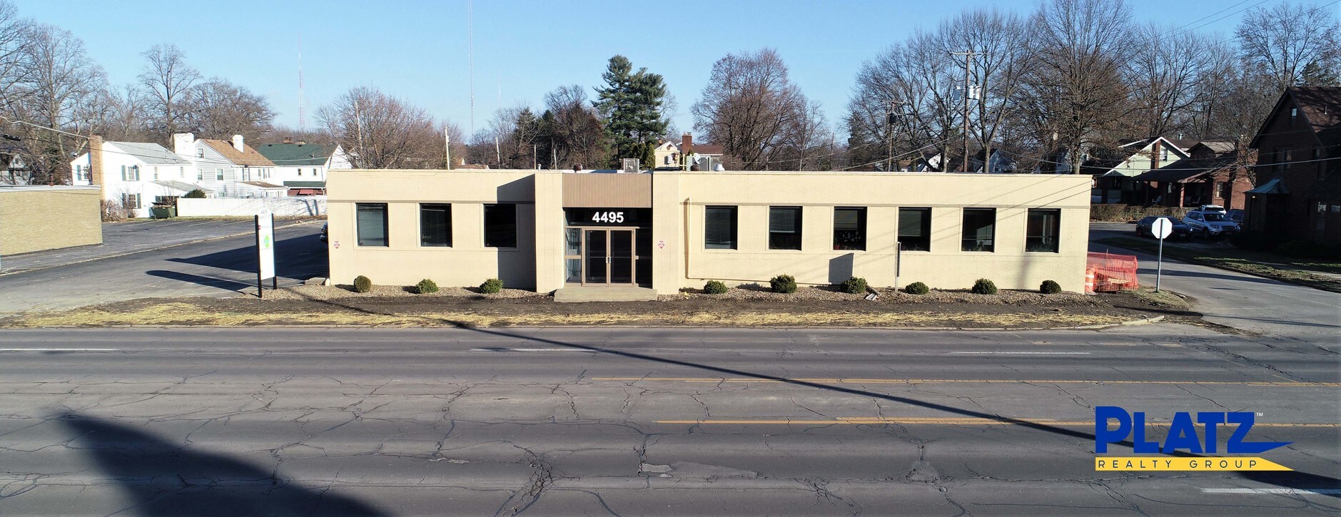 4495 Market St, Youngstown, OH 44512