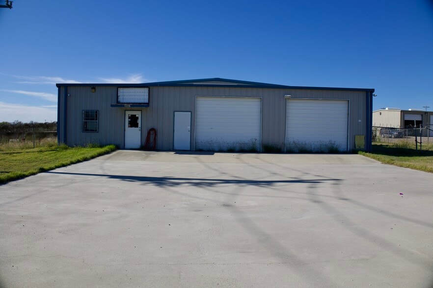 3447 Highway 281, George West, TX for sale - Building Photo - Image 1 of 8