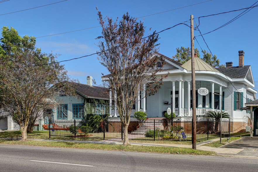 424 W Main St, New Iberia, LA for sale - Primary Photo - Image 1 of 1