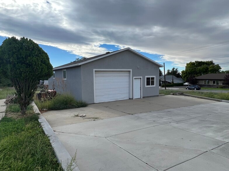 402 S Main St, Tooele, UT for sale - Primary Photo - Image 1 of 1