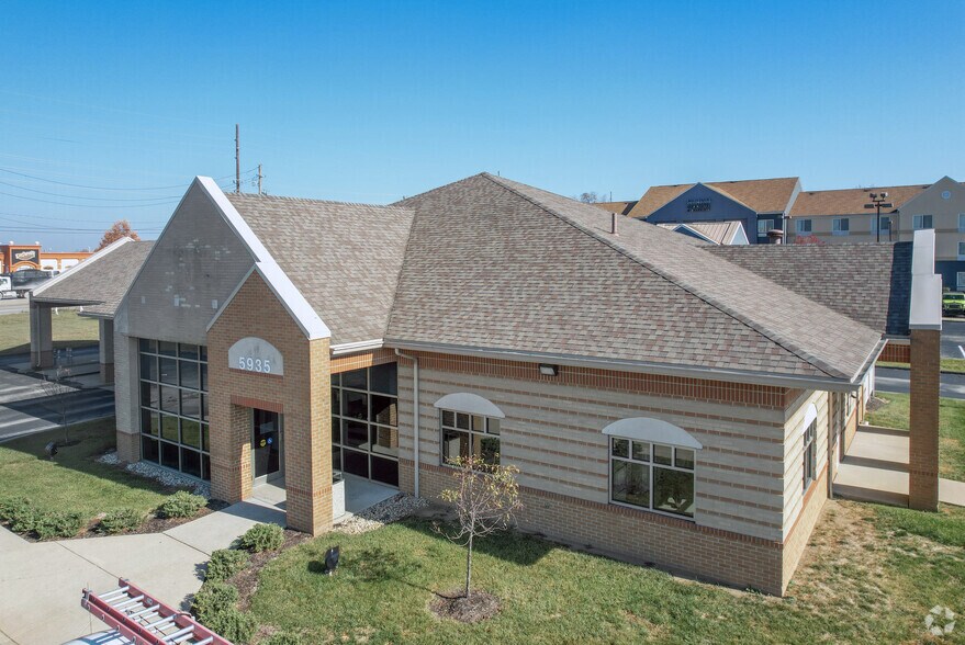 5935 W 86th St, Indianapolis, IN 46278 Retail for Sale