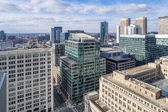 550 W Jackson Blvd, Chicago, IL - AERIAL  map view