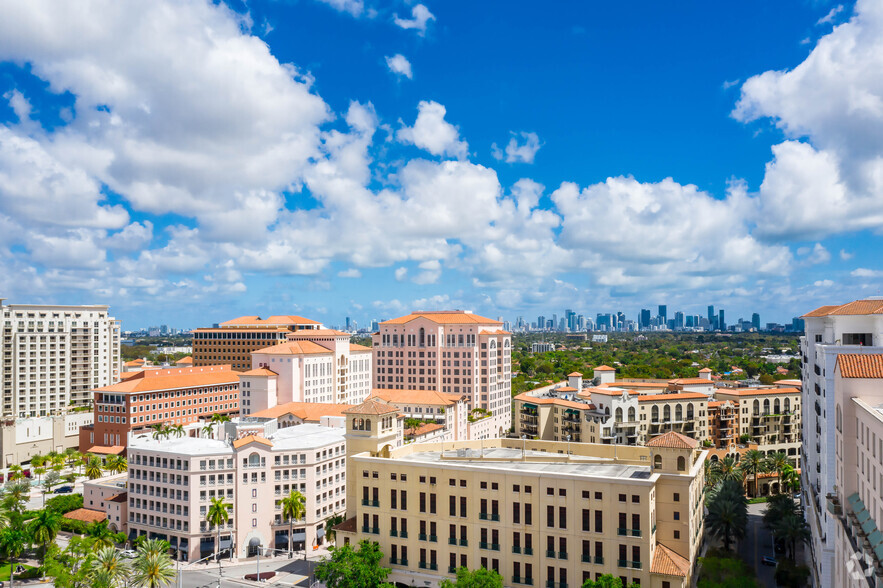 95 Merrick Way, Coral Gables, FL for lease - Aerial - Image 3 of 3