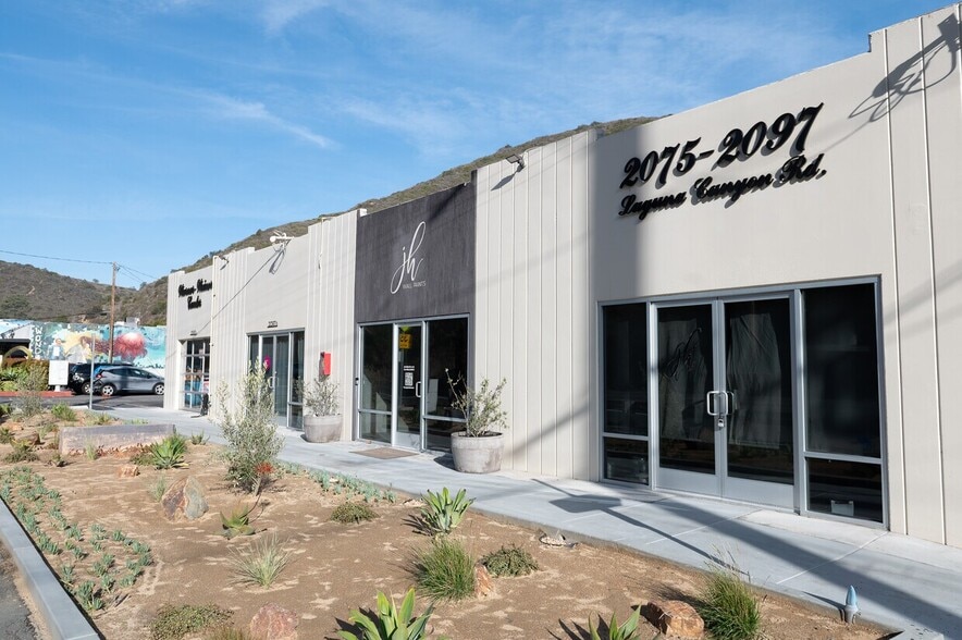 2075-2097 Laguna Canyon Rd, Laguna Beach, CA for lease - Building Photo - Image 2 of 11