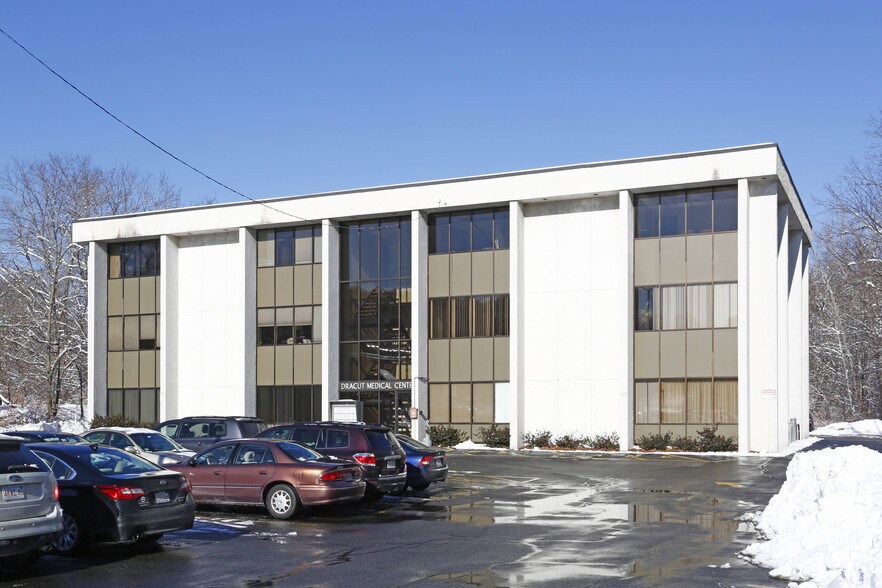 505 Nashua Rd, Dracut, MA 01826