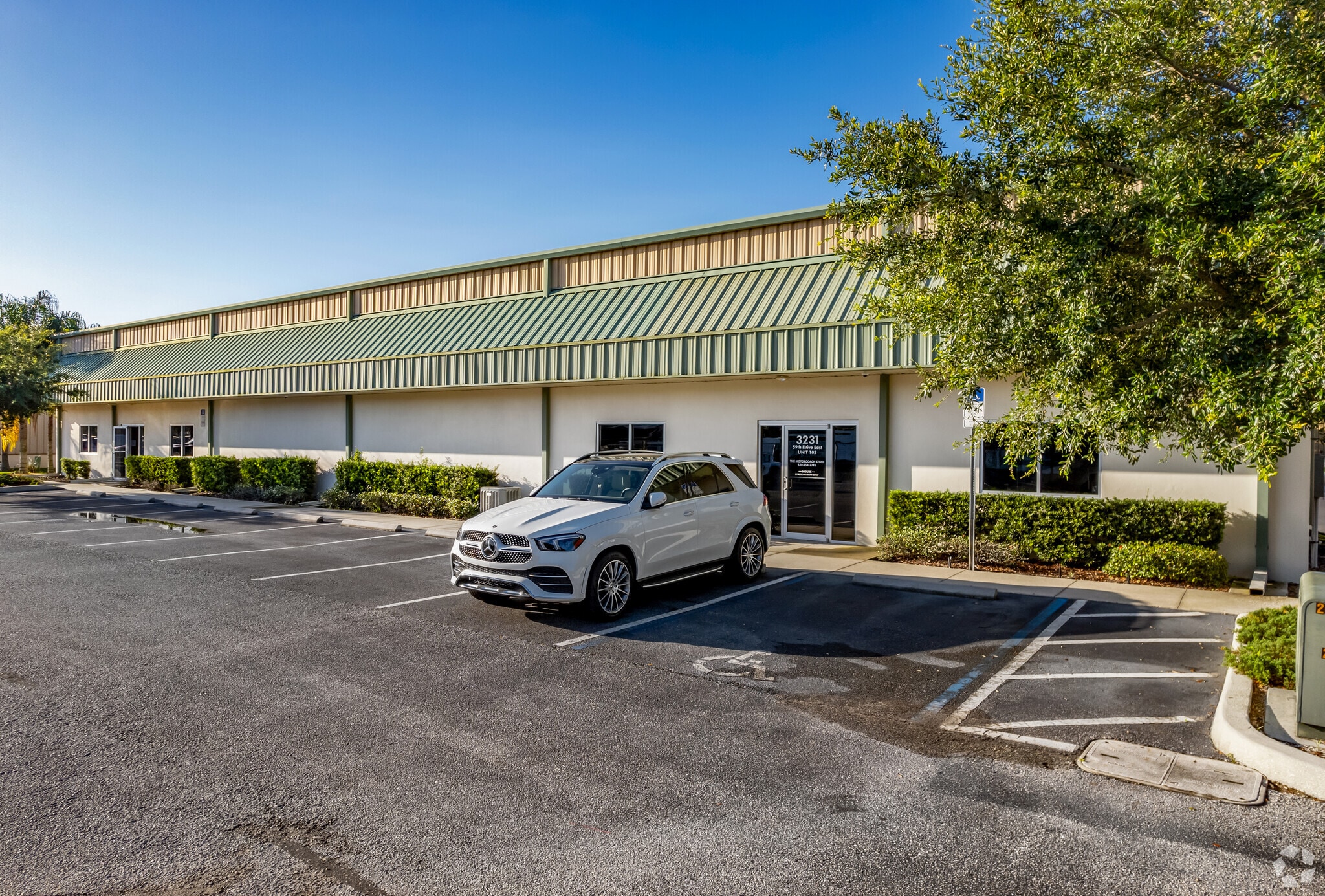 3231 59th Dr E, Bradenton, FL for sale Primary Photo- Image 1 of 1