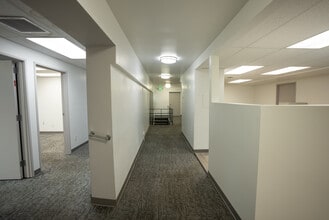 8814-8816 S Sepulveda Blvd, Los Angeles, CA for lease Interior Photo- Image 2 of 17