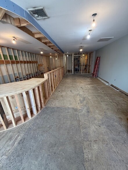 352-362 W Bridge St, New Hope, PA for lease - Interior Photo - Image 3 of 11