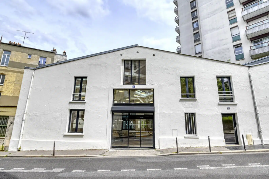 Office in Paris for sale - Building Photo - Image 1 of 5