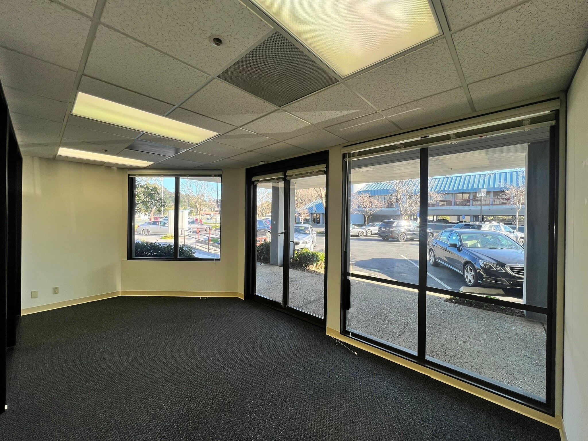 591 Redwood Hwy, Mill Valley, CA for lease Building Photo- Image 1 of 5