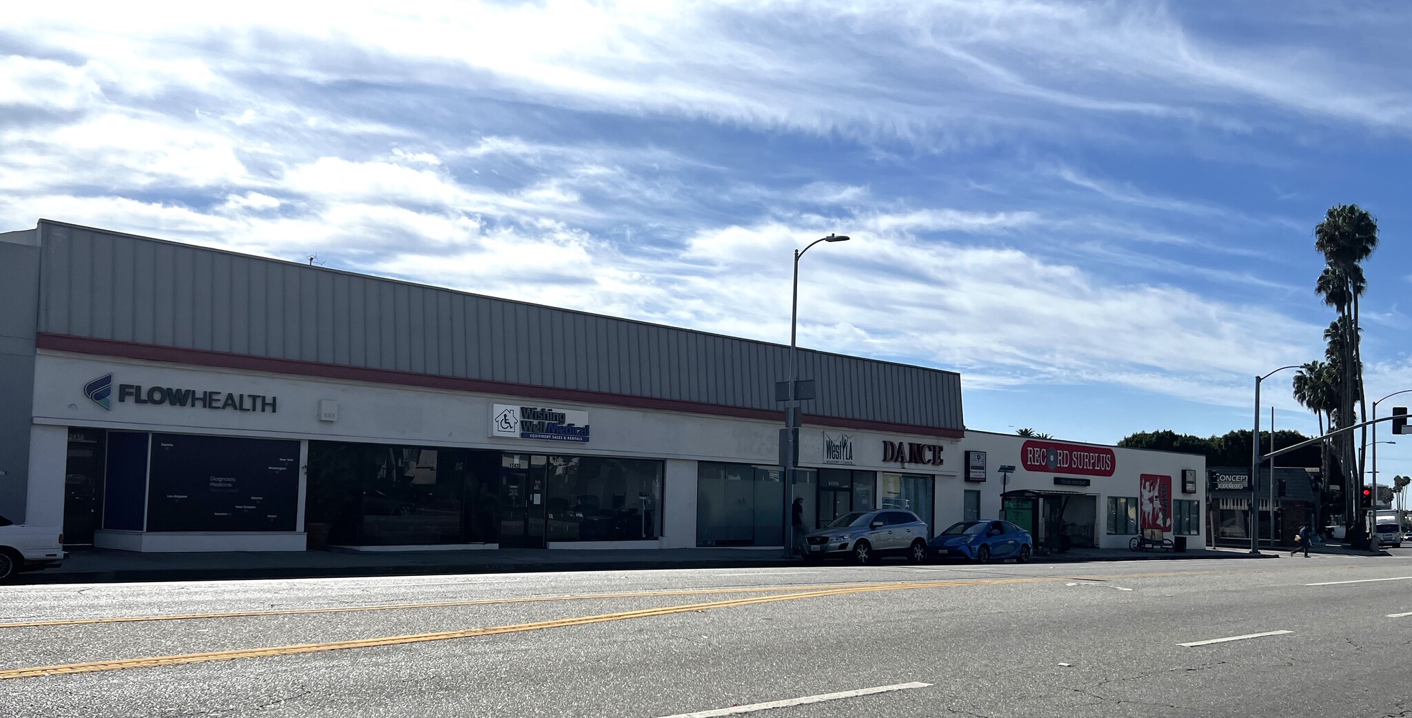 12434-12436 Santa Monica Blvd, Los Angeles, CA for lease Building Photo- Image 1 of 2