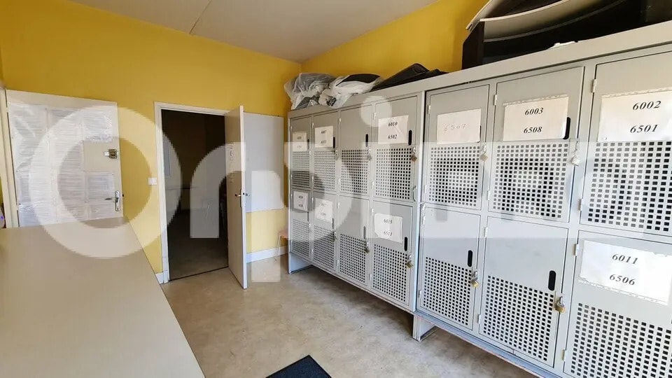 Office in Montluçon for lease - Interior Photo - Image 2 of 5