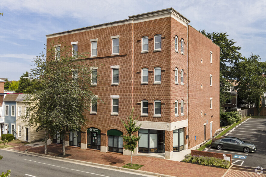 1429 Duke St, Alexandria, VA for lease - Building Photo - Image 1 of 9